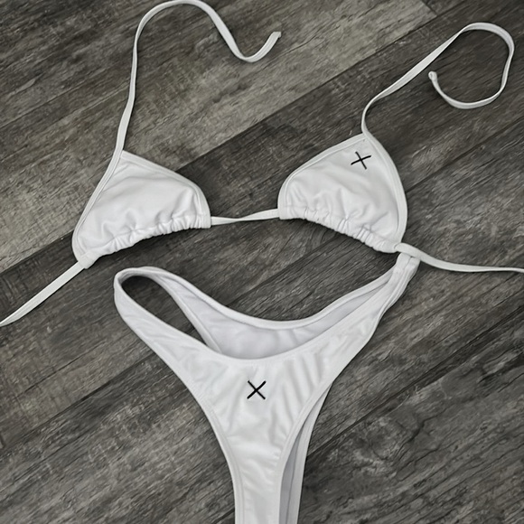 BOUTINE LA 2 Piece Set - Picture 1 of 2